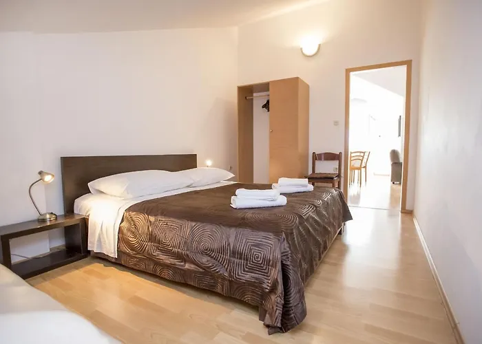 With A Parking Space - 13462 Apartamento Rovinj